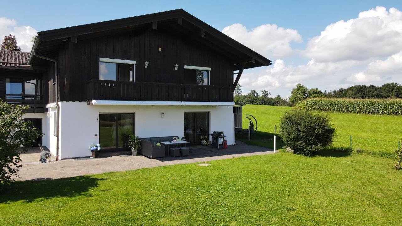 Schoenes Ferienhaus Am Herrenberg Prien am Chiemsee Bagian luar foto