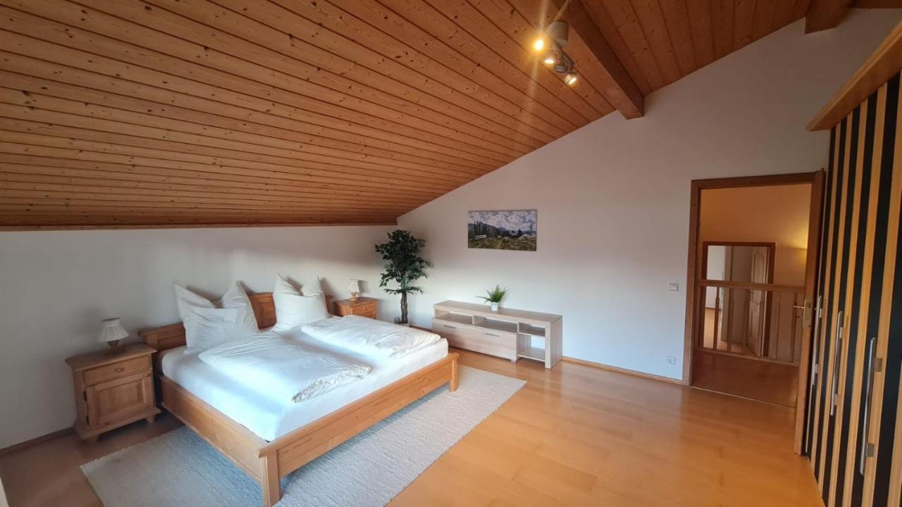 Schoenes Ferienhaus Am Herrenberg Prien am Chiemsee Bagian luar foto