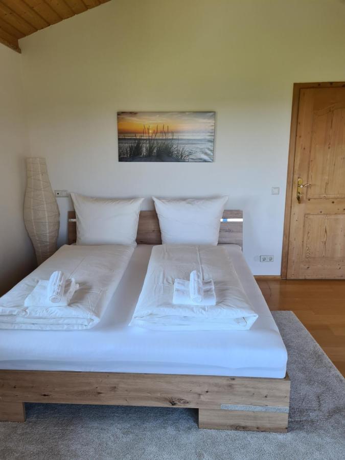 Schoenes Ferienhaus Am Herrenberg Prien am Chiemsee Bagian luar foto